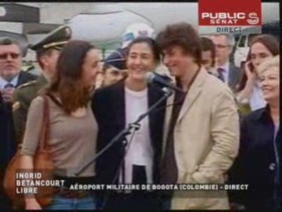 Retrouvailles d'Ingrid Betancourt avec ses enfants