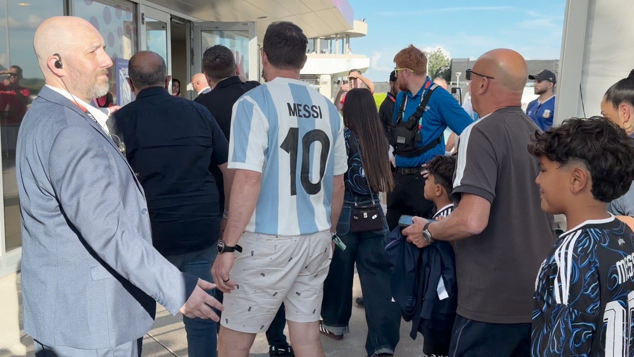 La llegada del 'ejército de MESSI' con ANTONELA a la cabeza para el ARGENTINA - SUIZA de CUARTOS del MUNDIAL 2026