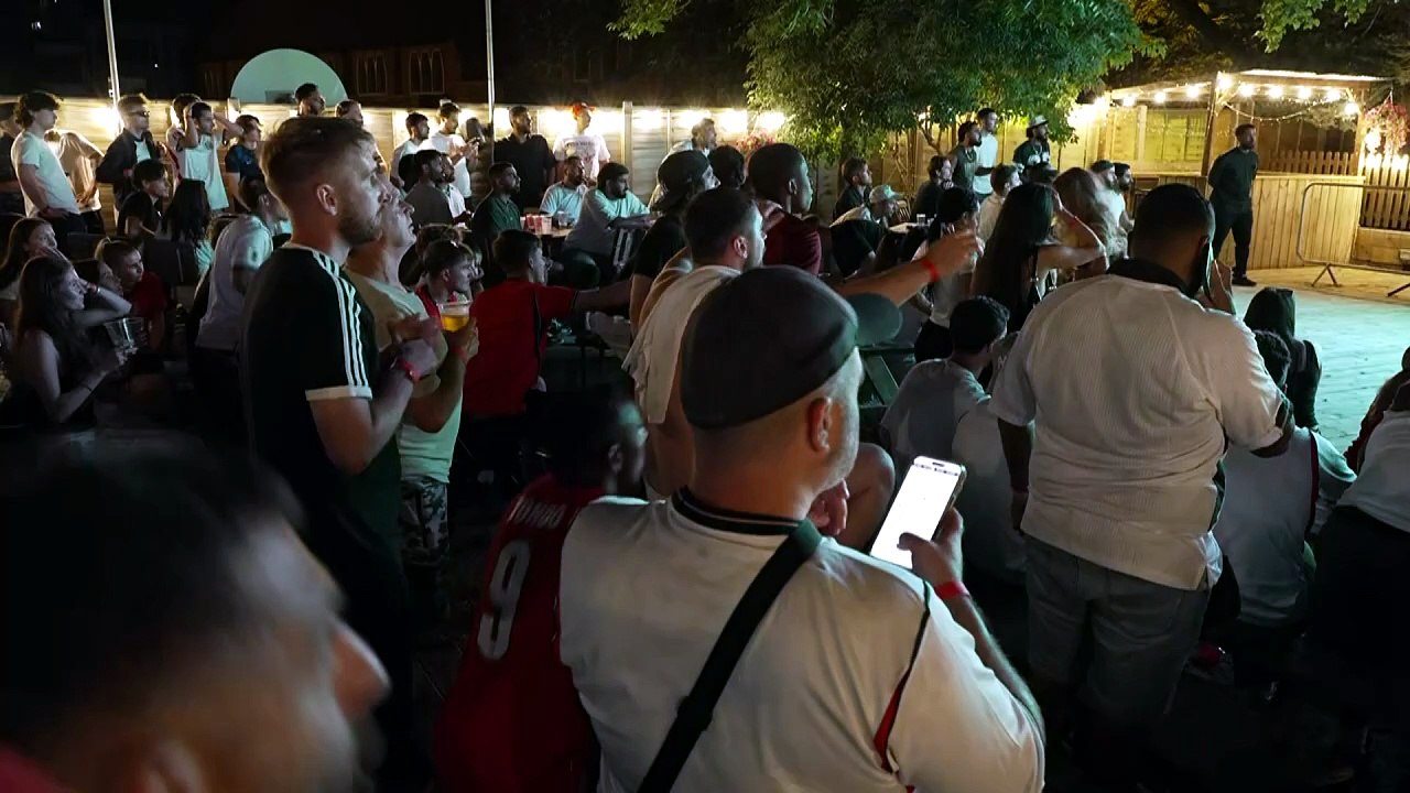 England fans celebrate World cup win over Norway
