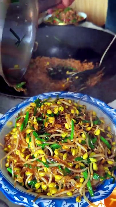 #烙馍#豆芽炒粉条#小炒肉#地方特色美食 #  新农人计划