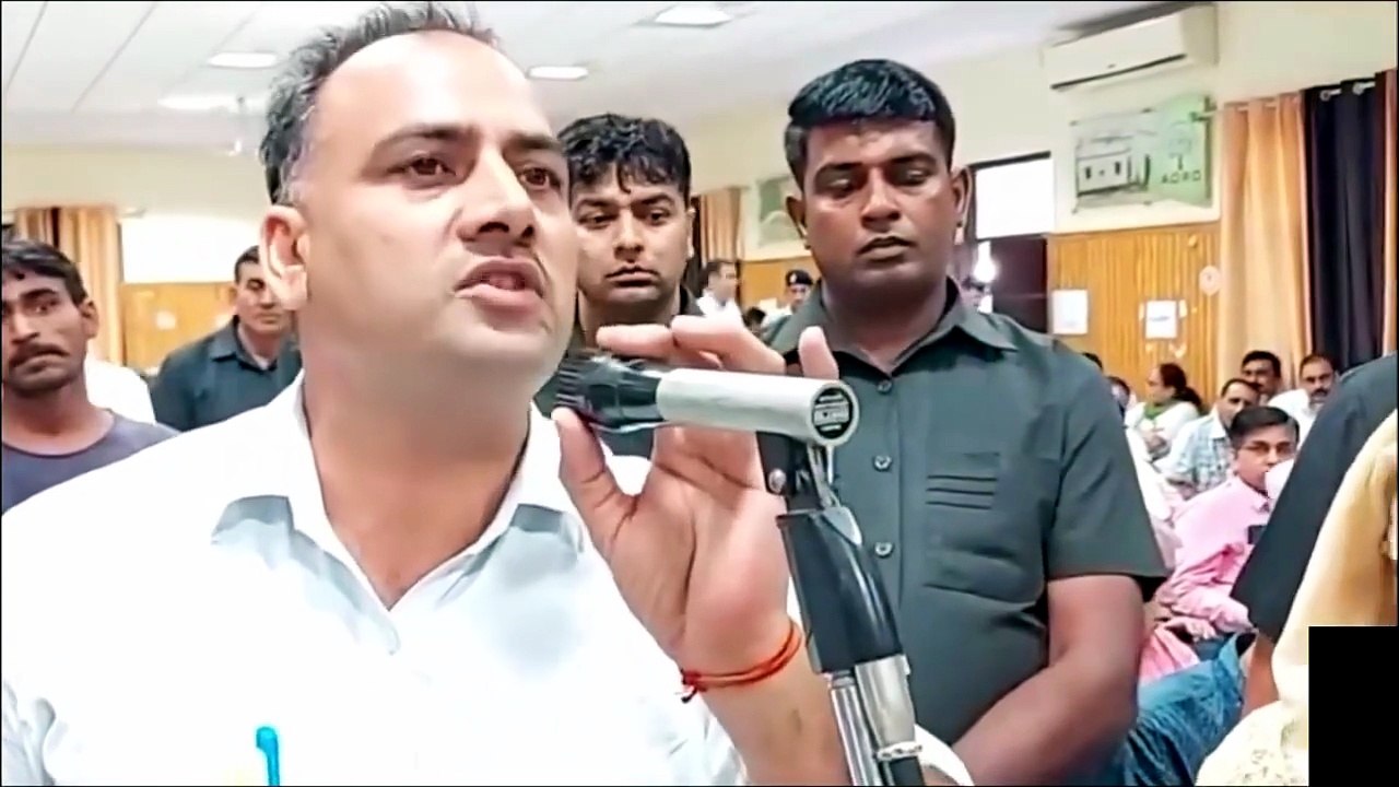 Bjp mantri Anil avij एक्शन मोड़ मे पुलिस अधिकारियों को किया सस्पेंड #fbreels #facebookreels #viral #trending #reels #explore #foryoupage #fyp #viralvideos #trendingnow #reelstrending #reelitfeelit #funny, #comedy, #lolFood/ #foodie, #recipe, #cookingMotiv
