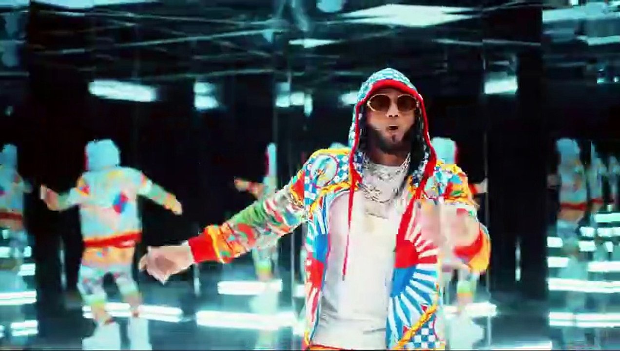 El alfa"El jefe"xCJxEL la mama de la song