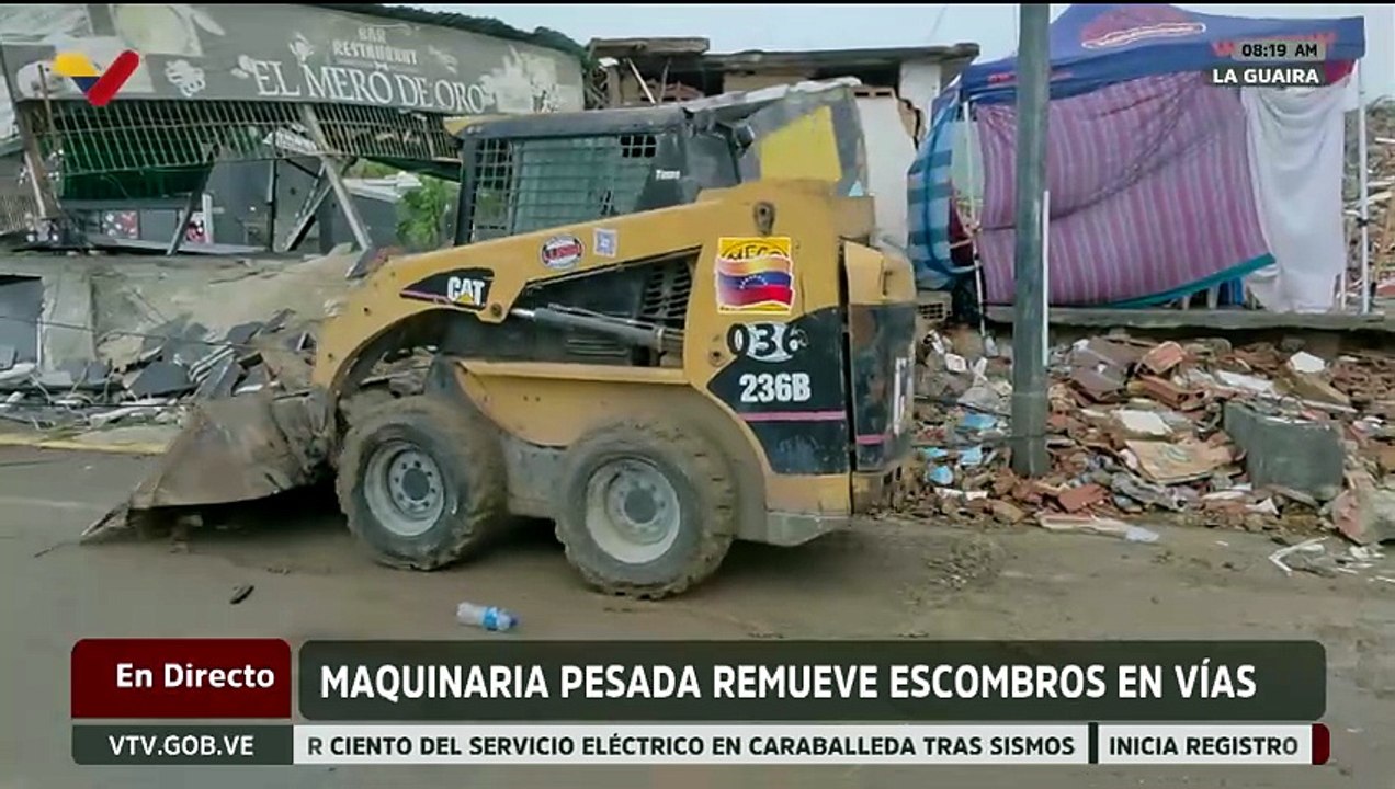 Continúan labores de remoción de escombros en la Avenida José María España del edo. La Guaira