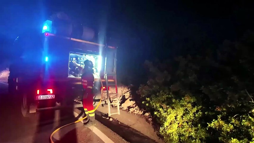 Evacuees allowed to return home after deadly Spain wildfire stabilises