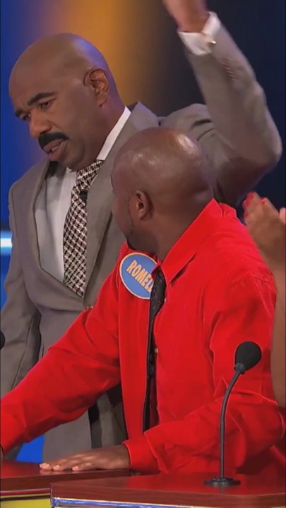 Steve Harvey Keeps Roasting This Family Feud Contestant
