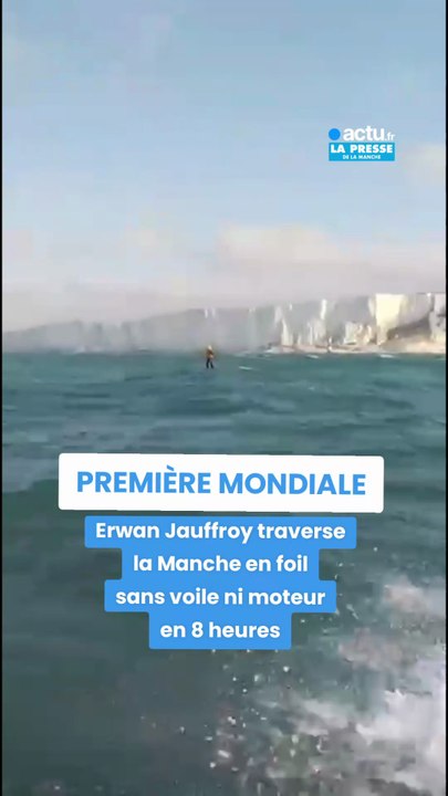 Première mondiale : Erwan Jauffroy traverse la Manche en foil sans voile ni moteur en 8 heures