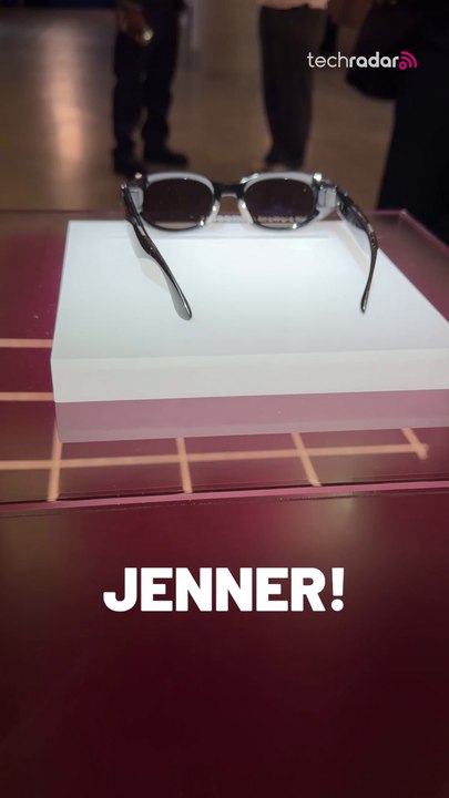 Hands-On with Meta's Kylie Jenner Edition Smart Glasses