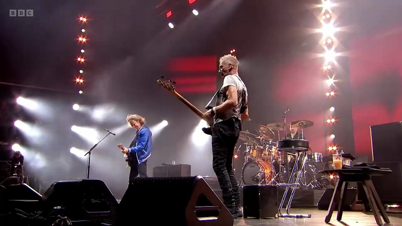 Roxanne (The Police song) - Sting (live)