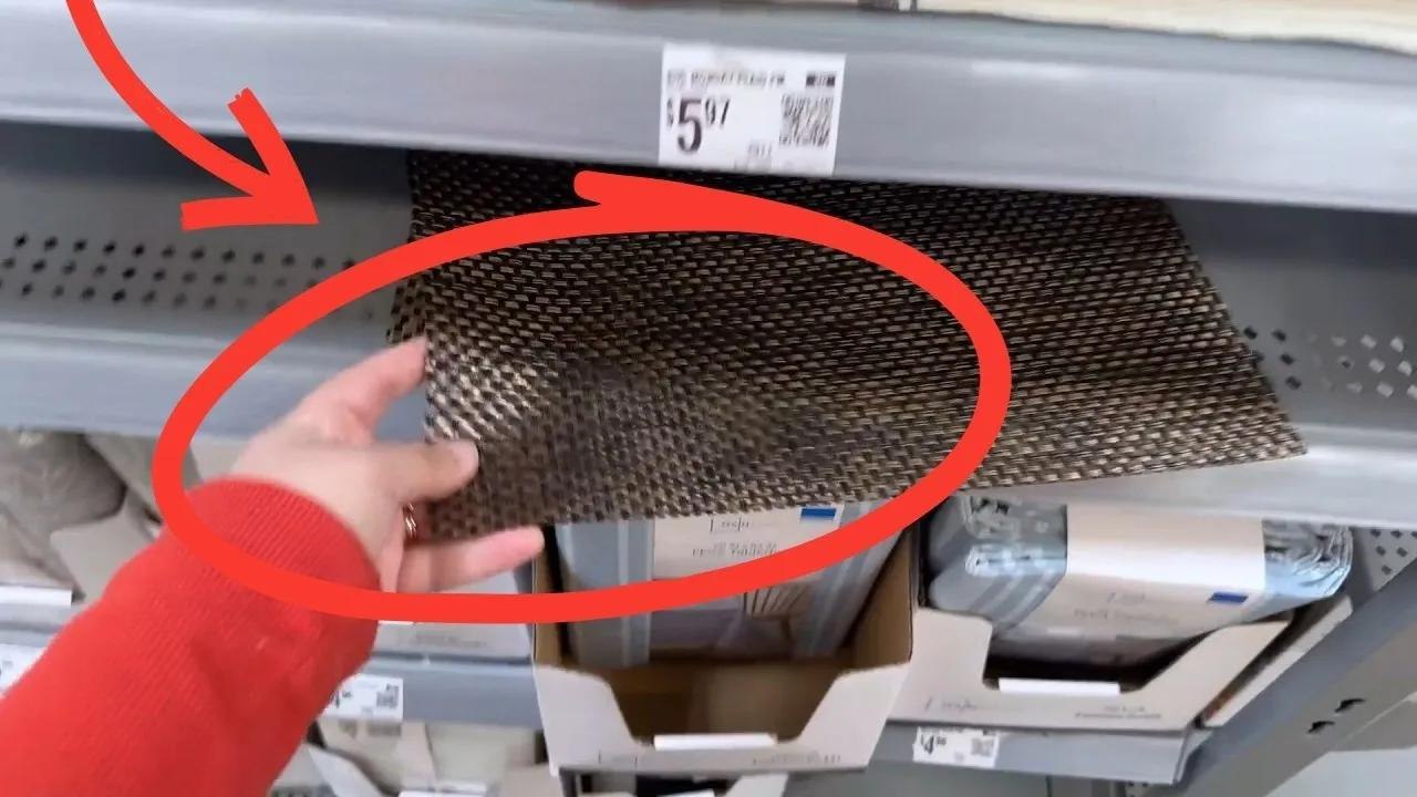 ¡Todos van a comprar los manteles de Walmart después de ver su increíble idea para la cocina!