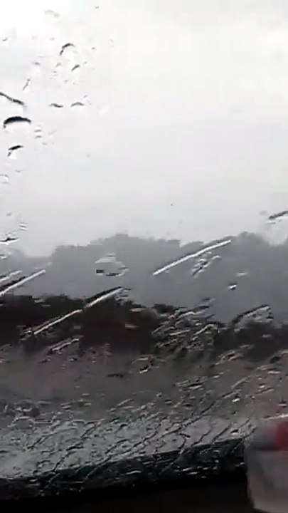 Heavy Downpour Causes Operational Delays at Kalimantan Mining Site