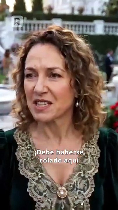 Luna rechazada es la reina del Alfa - Completo [Full Movie]