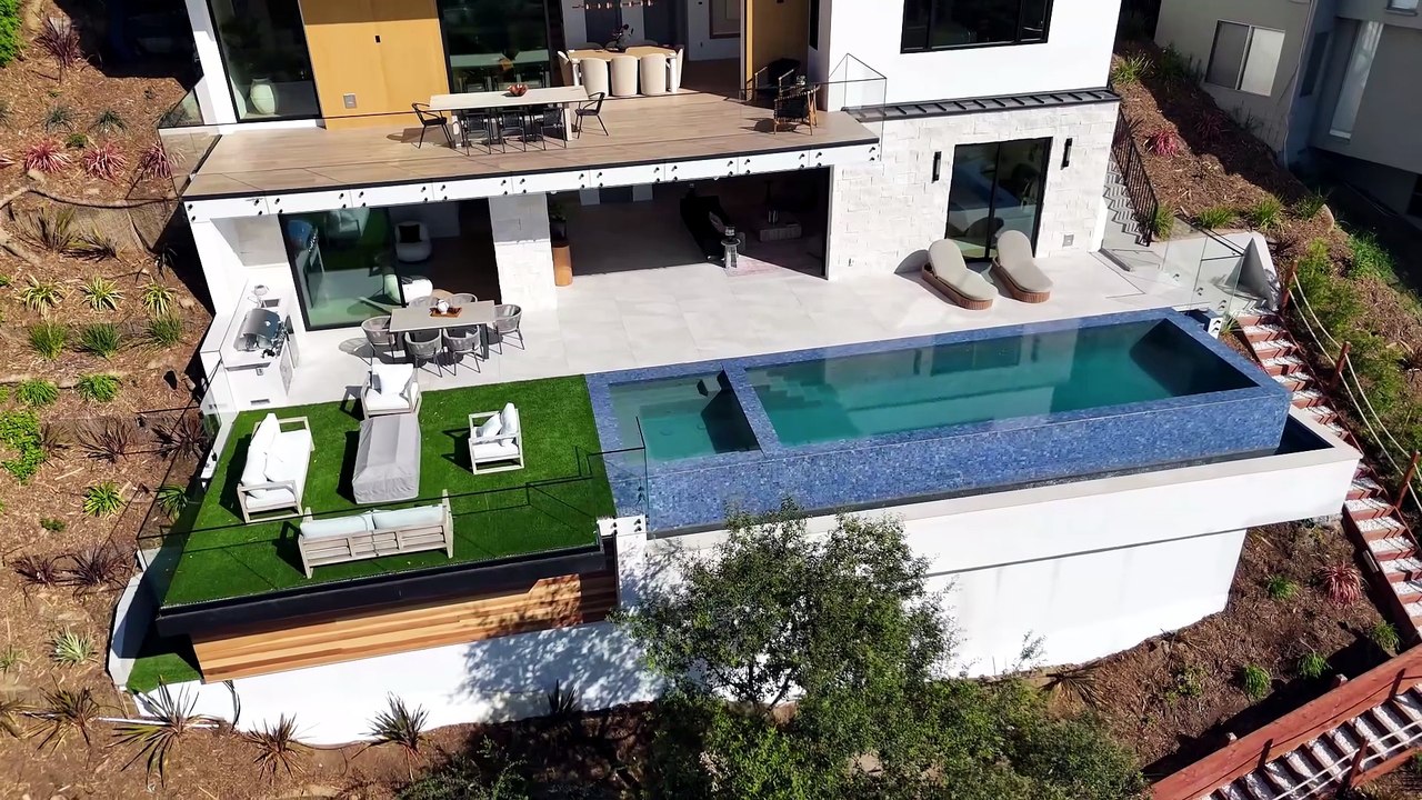 Hollywood Hills Mansion 4-Story Mansion will SH...