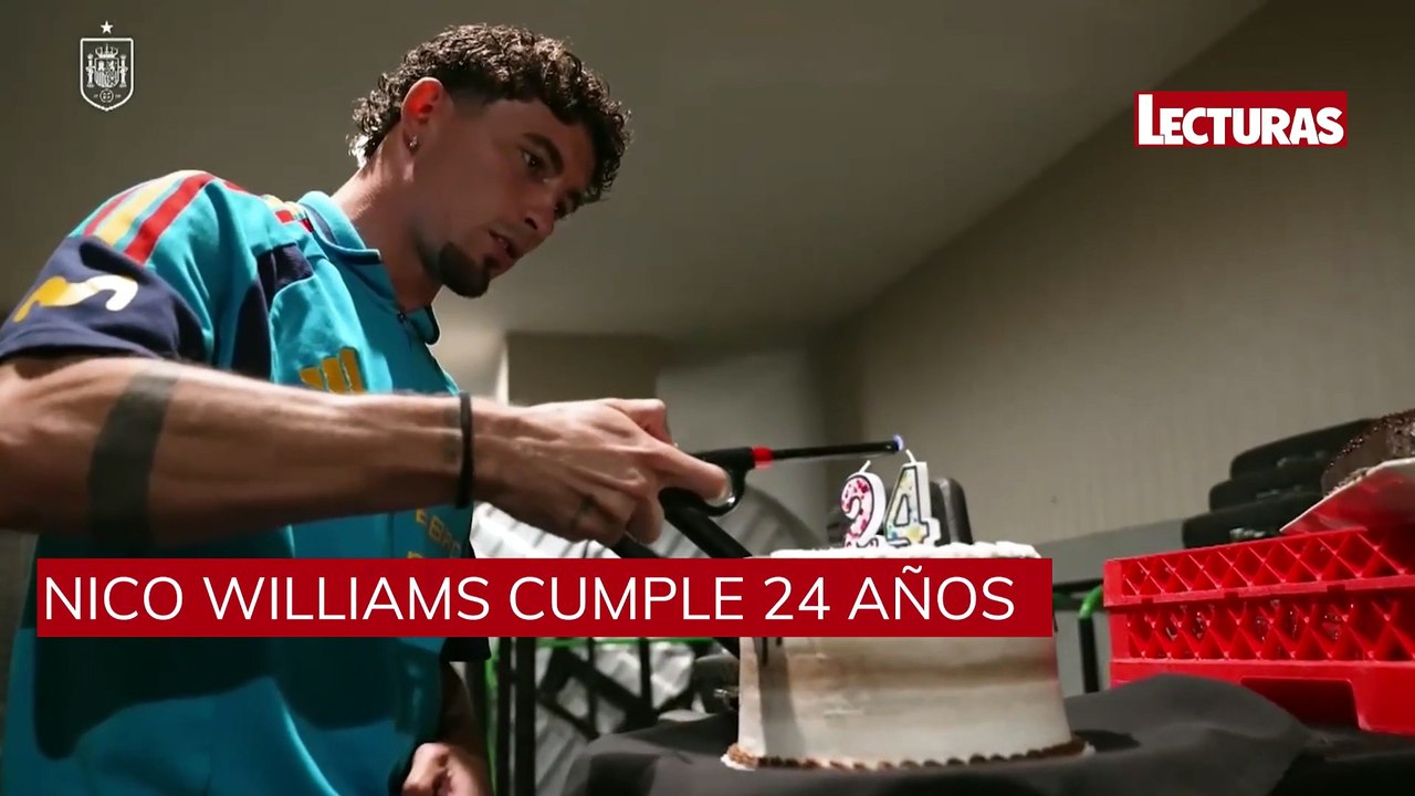 La Selección celebra el cumpleaños de Nico Williams antes del partido contra Francia