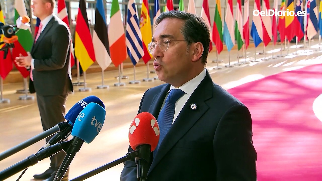 Albares pide a Feijóo que desautorice a Rajoy tras sus palabras "inaceptables" sobre Francia