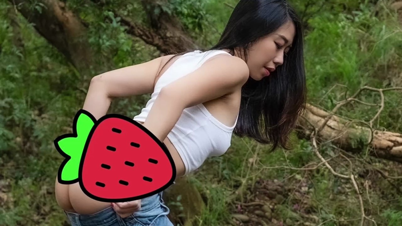 Roman and Sharon Comedy 😂 | I Got a Stalker! Funny Prank & Hilarious Comedy Skit