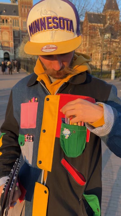 La meilleur tenue pour dessiner dans la rue !