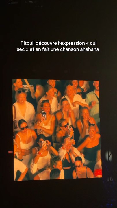 PITBULL ÉCRIT UNE CHANSON EN DIRECT !!
