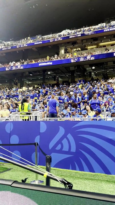 Qu'est-ce qu'un  « remote », le boîtier photo télécommandé derrière les buts ? - Foot