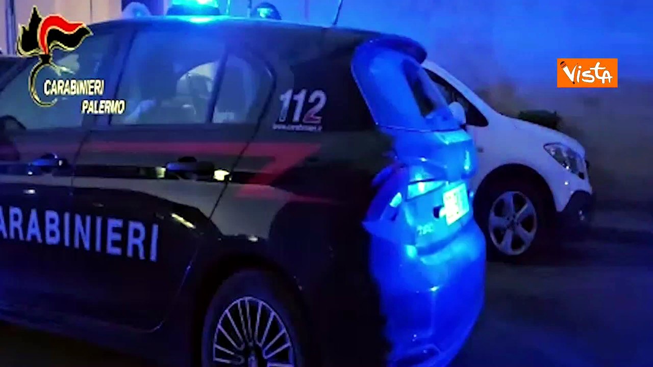 Carabinieri fermano 15 persone appartenenti alla banda del kalashnikov a Palermo