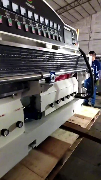 Which glass edging machine is best for crystal glass?