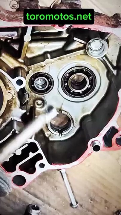 Truco para quitar balinera vieja del motor de moto
