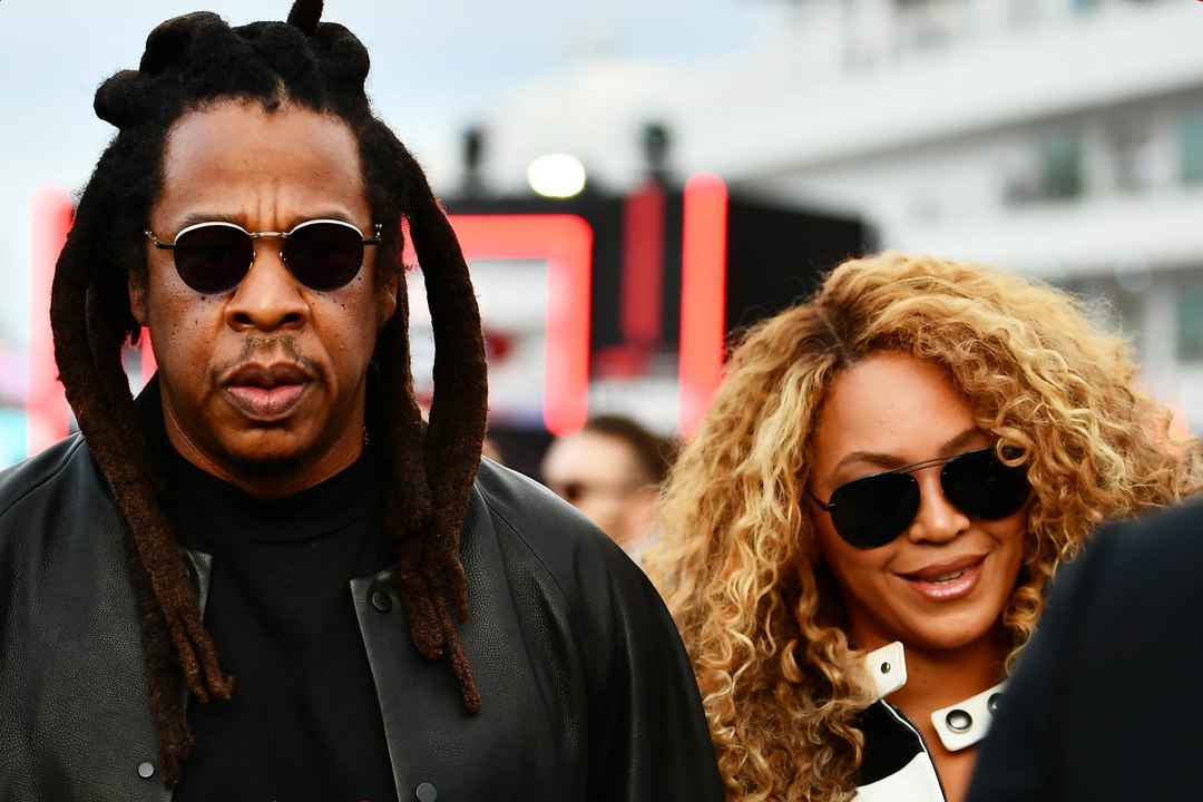 Beyoncé steals the show with surprise performance at Jay-Z's anniversary concert