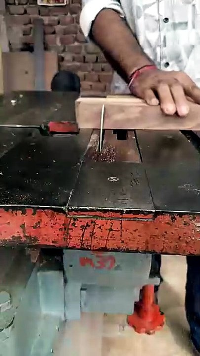 🔥 Waste Wood से बना Amazing Wooden Bowl! 😱