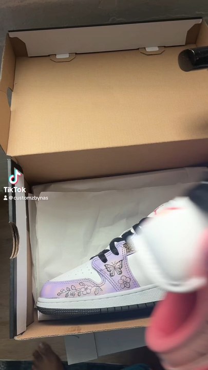 Customz bynas