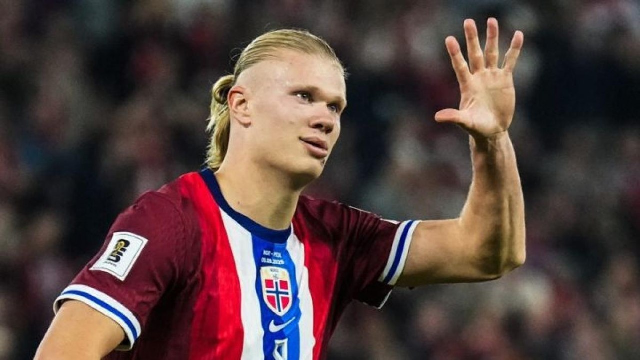 Erling Haaland así es captado en su regreso a Noruega