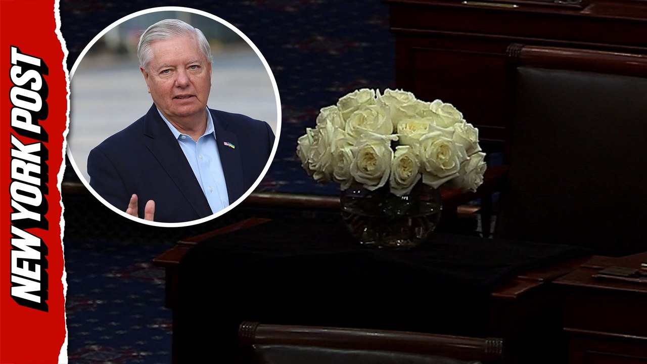 Late Sen. Lindsey Graham's Senate desk draped in black