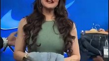 "Know Your Boundaries!" Zareen Khan Claps Back at Photographer's Inappropriate Comment