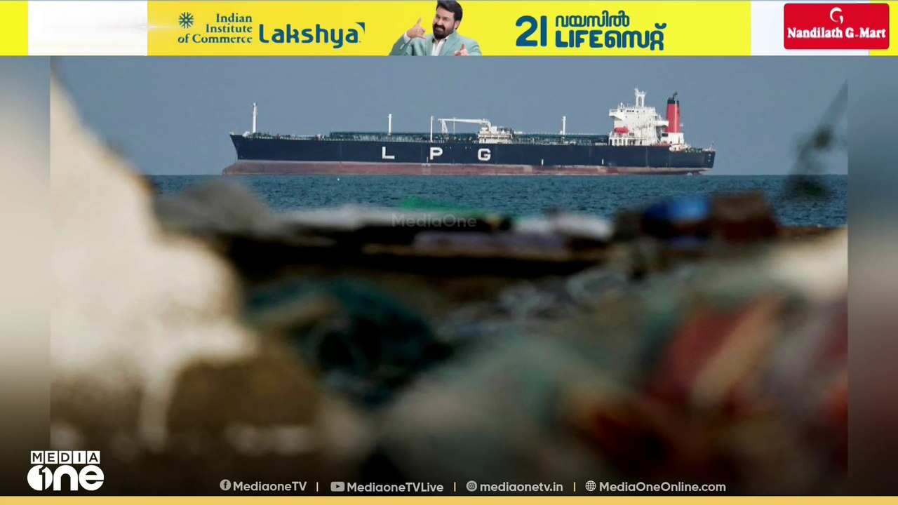 തുറന്ന ഏറ്റുമുട്ടൽ തുടർന്ന് യു.എസ് - ഇറാൻ സേന; ഹോർമുസിൽ സ്ഥിതി രൂക്ഷം
