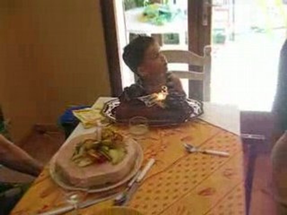 F  28 Juin 2008  Annif Léo 3 ans