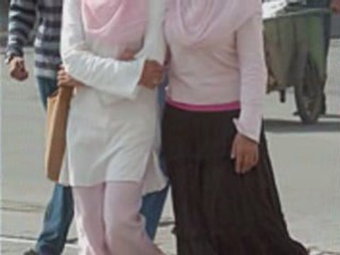 TOUCHE PAS MON VOILE