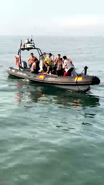 Llegada de inmigrantes a la costa de Ceuta