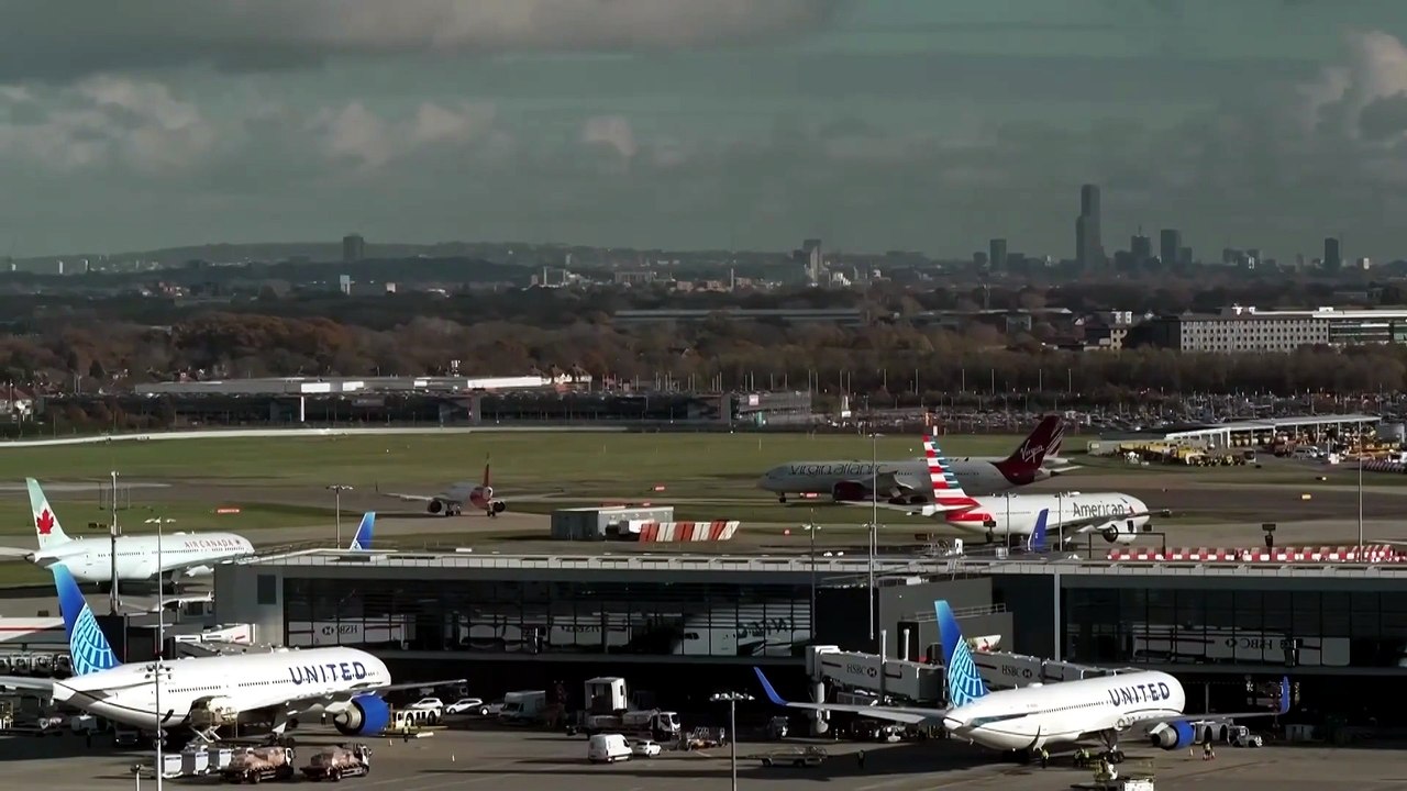 Heathrow given permission to raise charges