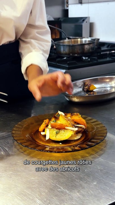 Courgette confite, abricot rôti, sabayon : la recette de Louise Perrone