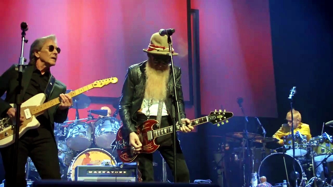 Doctor Brown (Buster Brown cover) with Billy Gibbons - Mick Fleetwood & Friends (live)