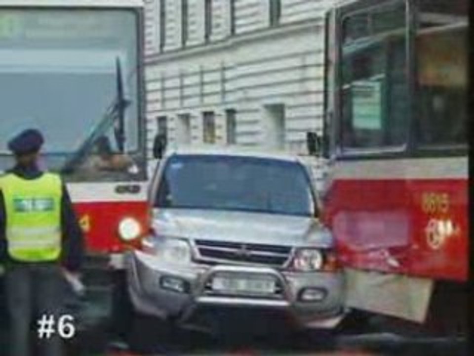 Femme aux volant top 10