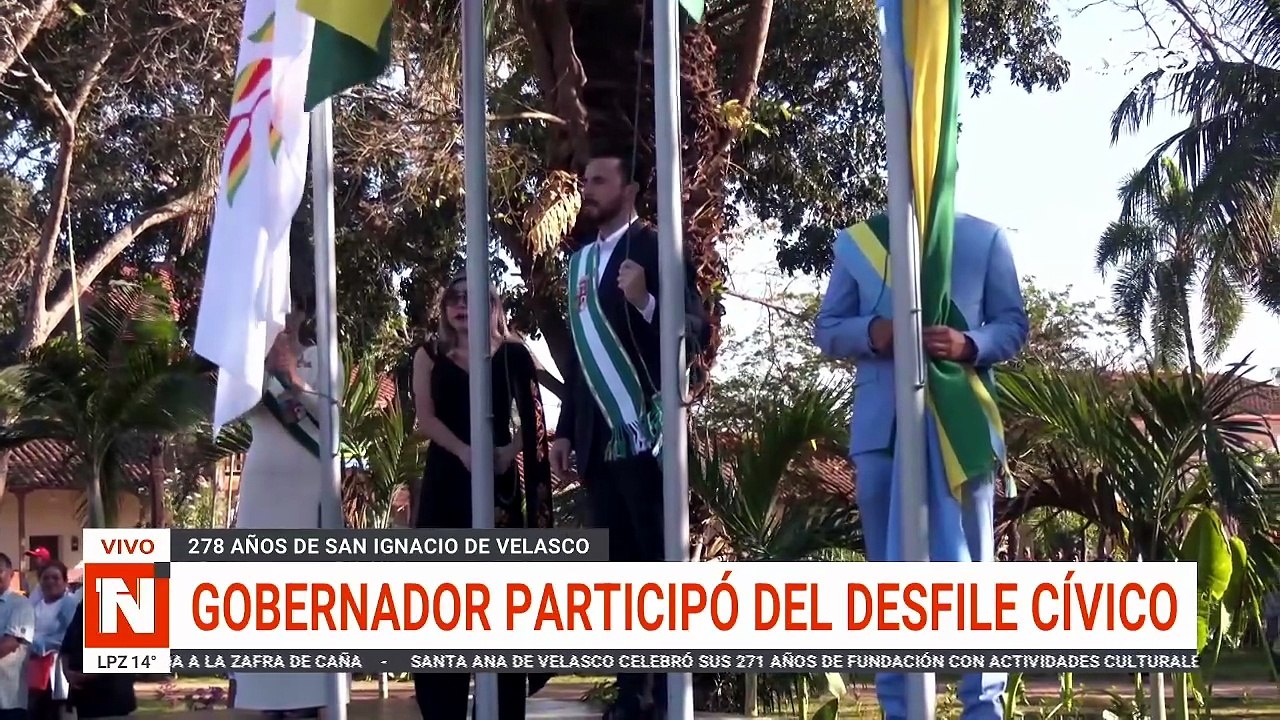 GOBERNADOR PARTICIPÓ DEL DESFILE CÍVICO