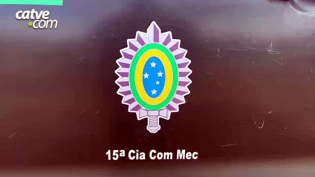Exército apreende carregamento de maconha após perseguição na BR-277, em Céu Azul