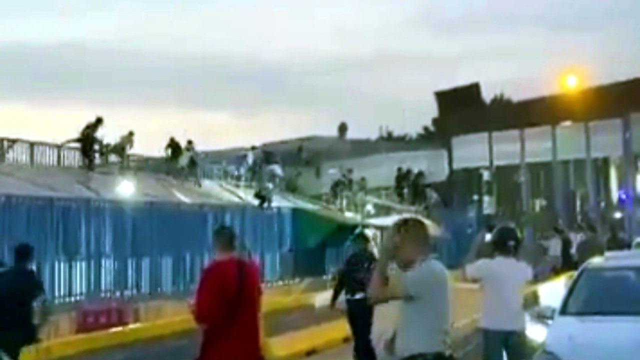 Inmigrantes también entran en Melilla