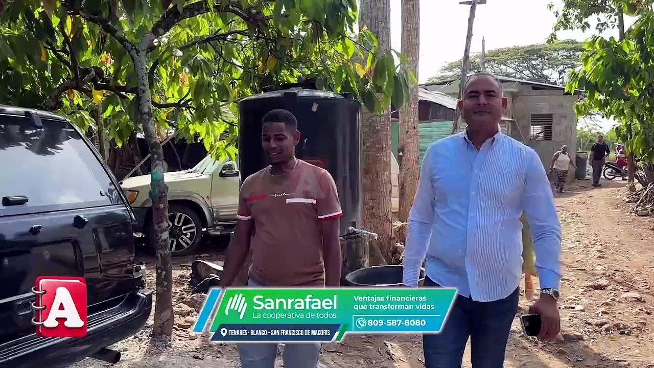Diputado Ariel Marte entrega materiales de construcción para techado de vivienda en Pimentel