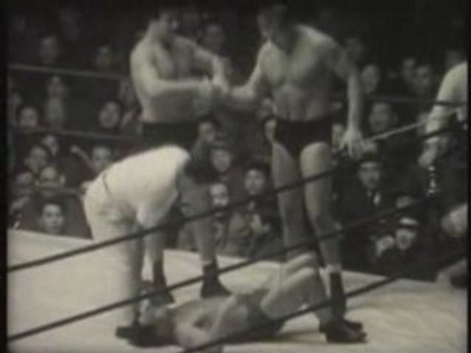Vintage prowrestling bout