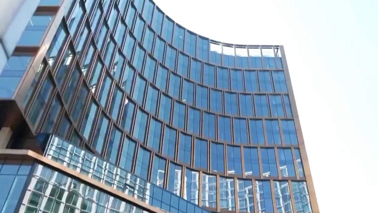 Varios muertos y 6 desaparecidos en el incendio de un edificio en el centro de Bruselas