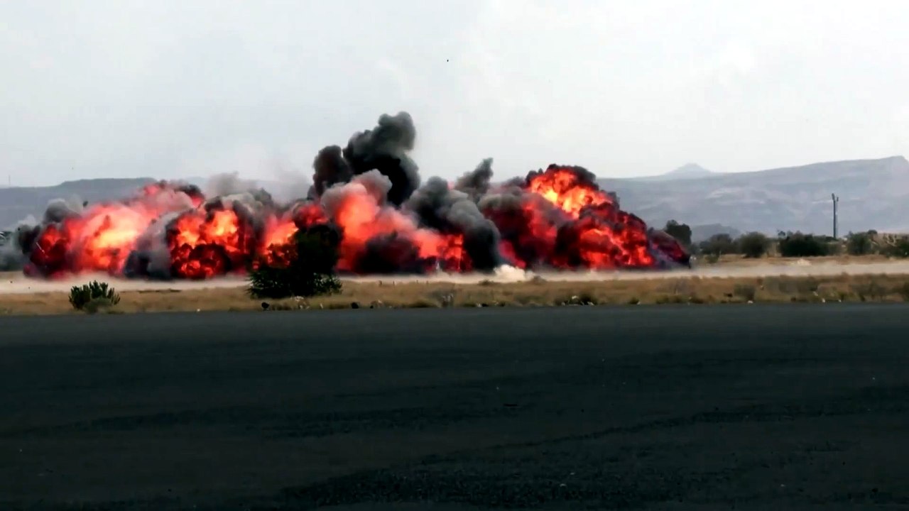 Bombardean el aeropuerto de Saná antes de la llegada de un vuelo con hutíes desde Irán