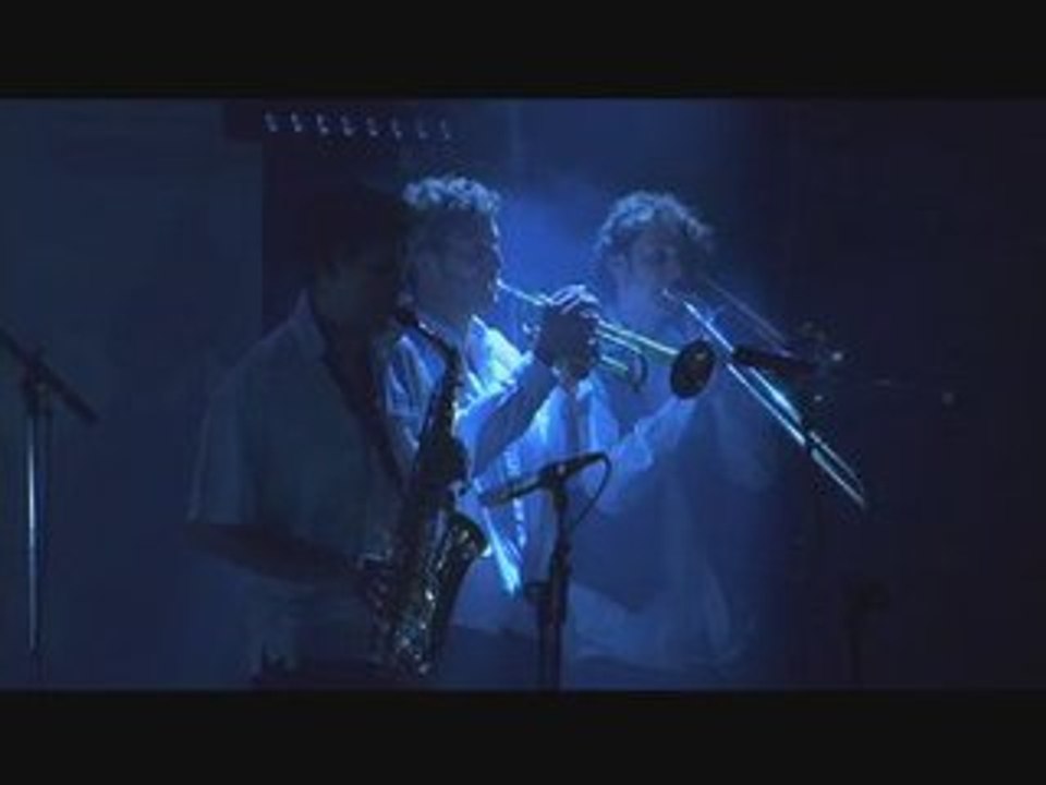Danakil : Intro (live)