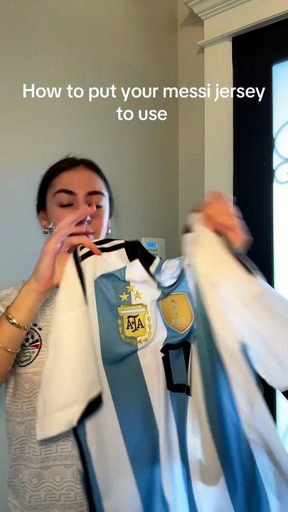 QUEMAN CAMISETA DE MESSI