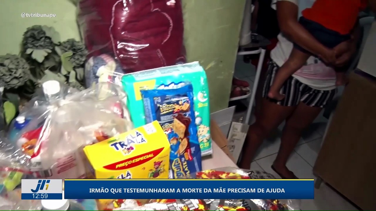 Irmãos que testemunharam a morte da mãe precisam de ajuda