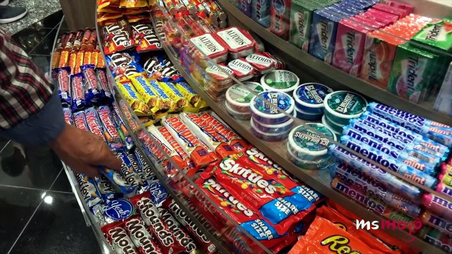 Top 10 Discontinued American Snacks Still Sold Elsewhere